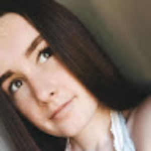 Meet your Posher, Calista